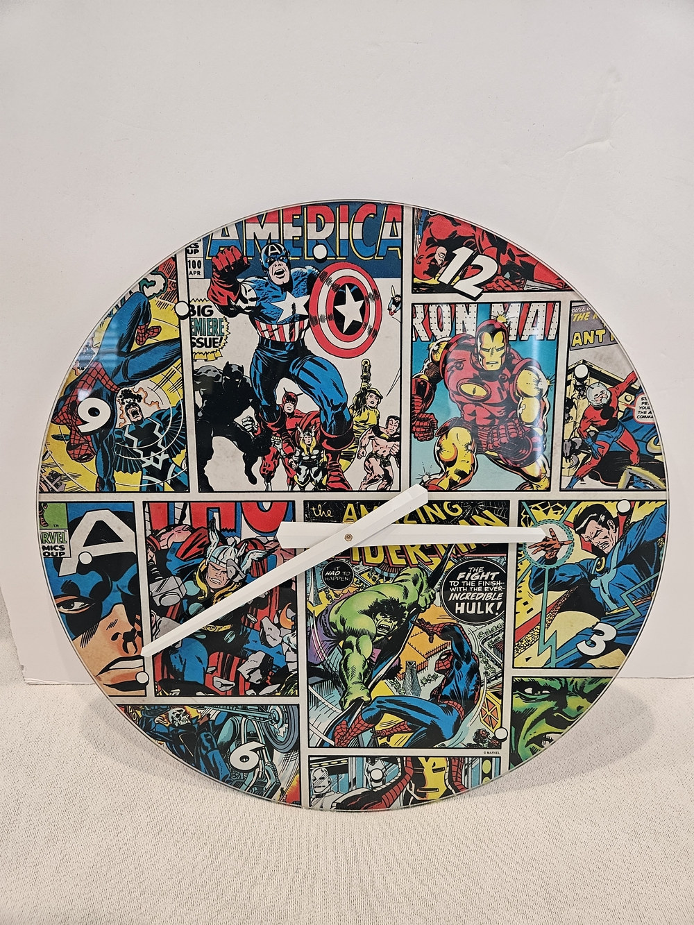 Marvel Comic Art Round Wall Clock Glass - Works